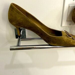 Zara 8.5 suede shoes